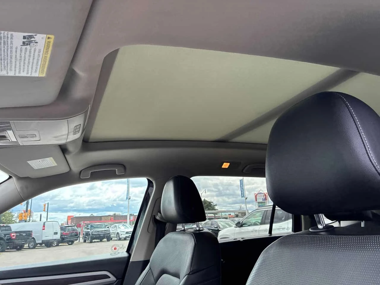 VW Atlas * Highline * CARFAX * БЕЗ ПЪРВОНАЧАЛНА ВНОСКА, снимка 11 - Автомобили и джипове - 55662934