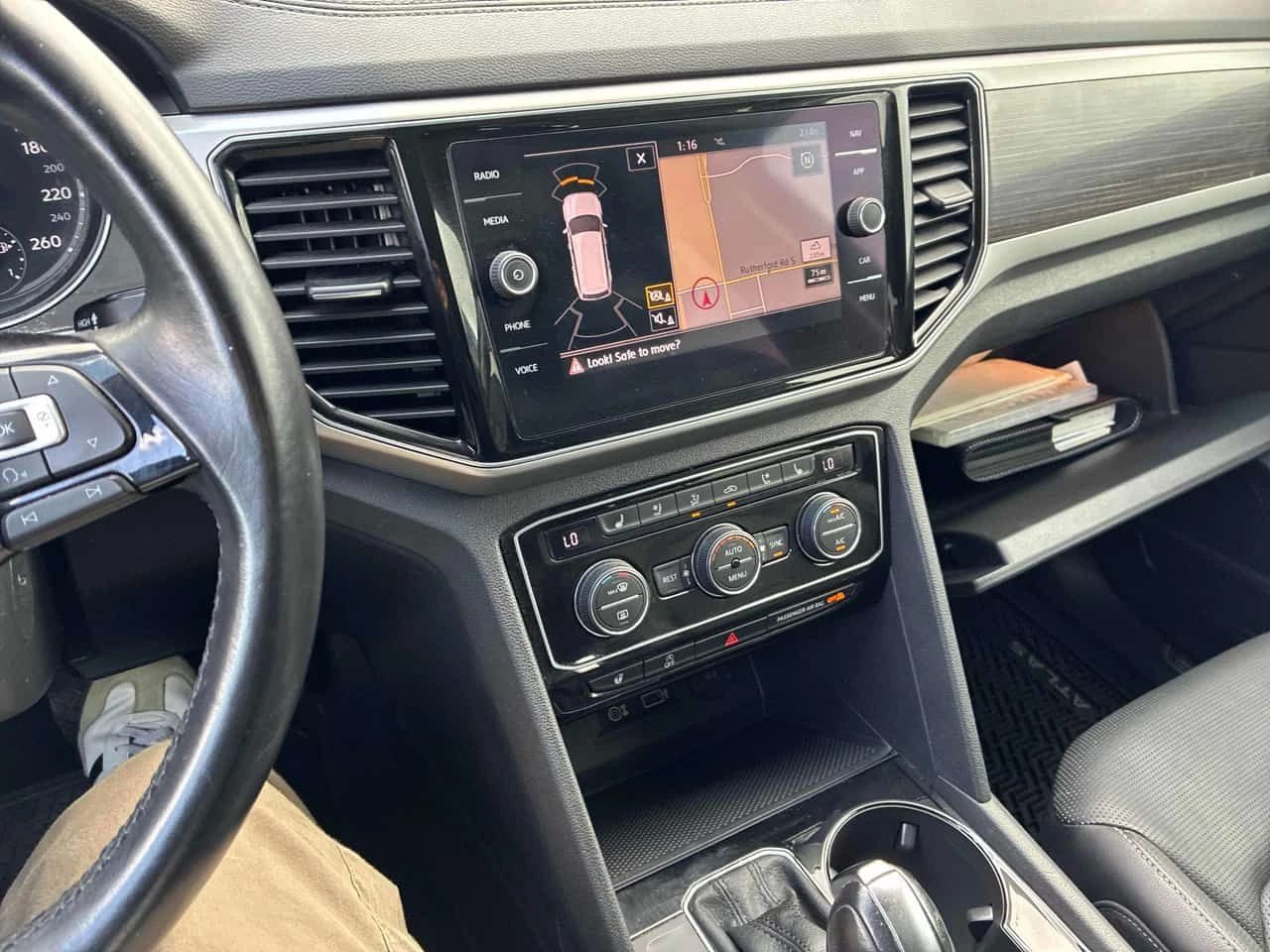 VW Atlas * Highline * CARFAX * БЕЗ ПЪРВОНАЧАЛНА ВНОСКА, снимка 9 - Автомобили и джипове - 55662934