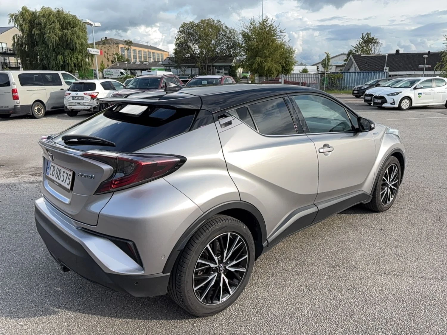 Toyota C-HR 1.8 ������ | Mobile.bg � ����������� 2