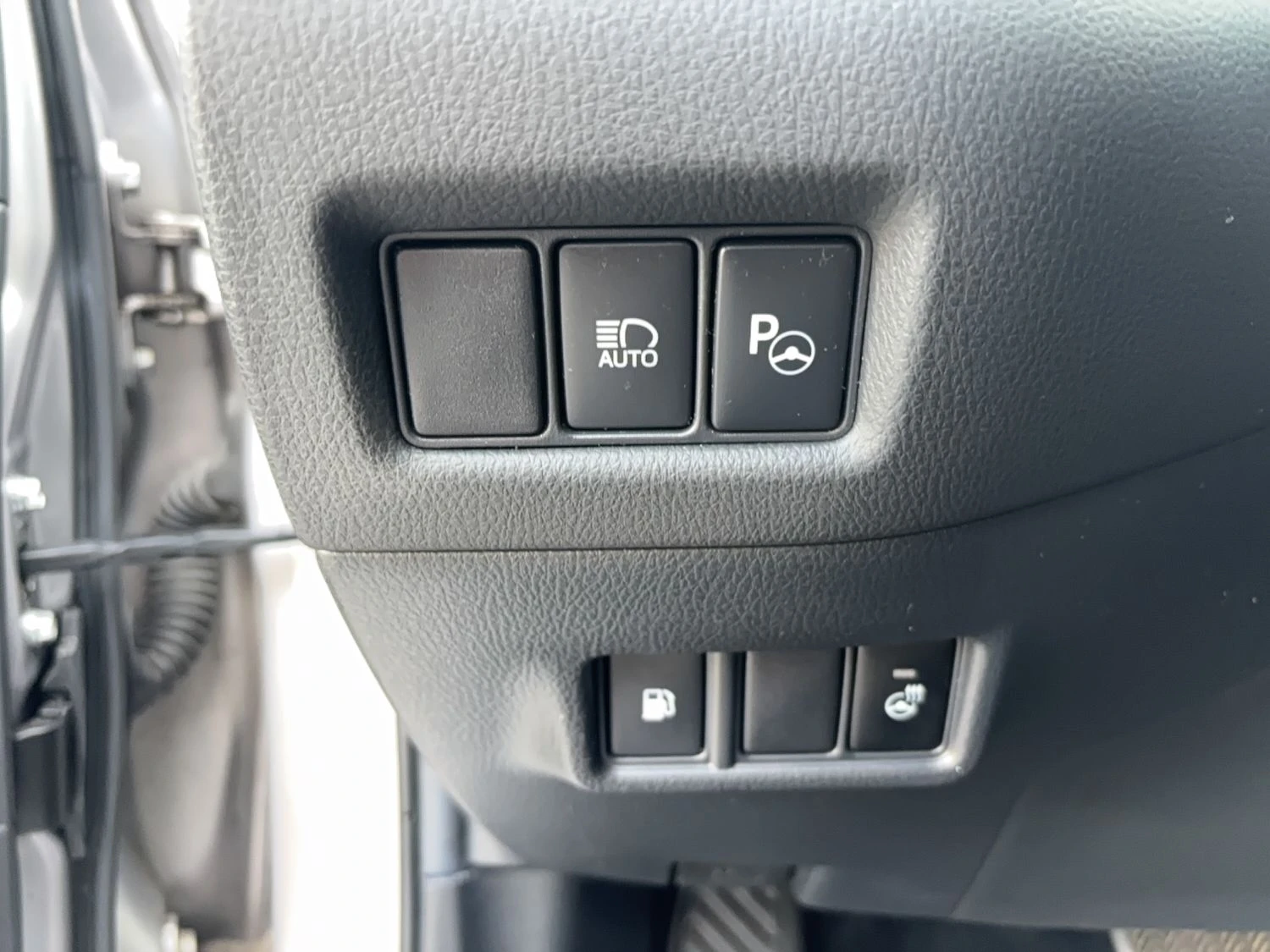 Toyota C-HR 1.8 ������ | Mobile.bg � ����������� 6