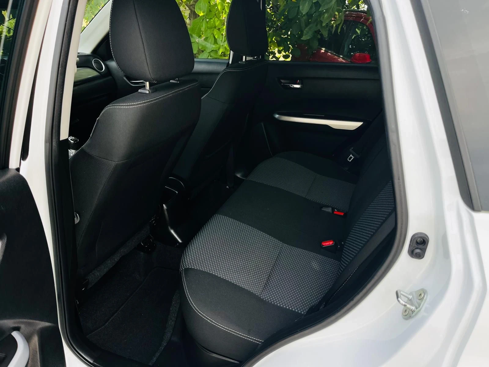 Suzuki Vitara, снимка 11 - Автомобили и джипове - 56162993