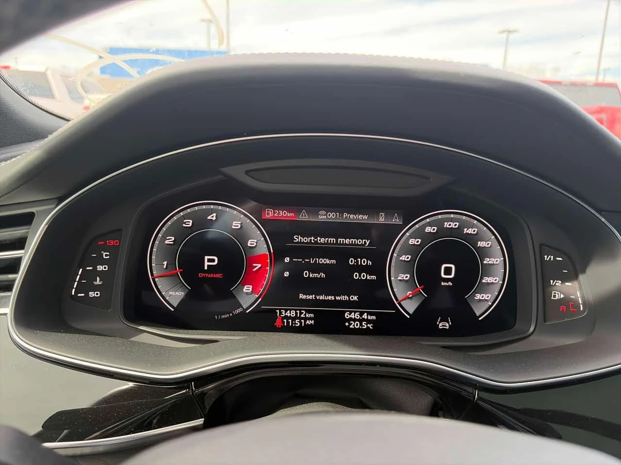 Audi Q8 * Technik * CARFAX * , снимка 8 - Автомобили и джипове - 56226115