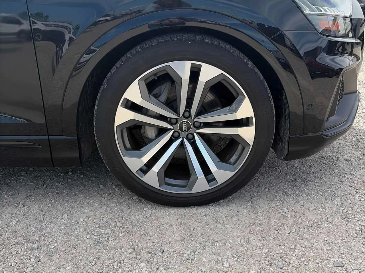 Audi Q8 * Technik * CARFAX * , снимка 7 - Автомобили и джипове - 56226115