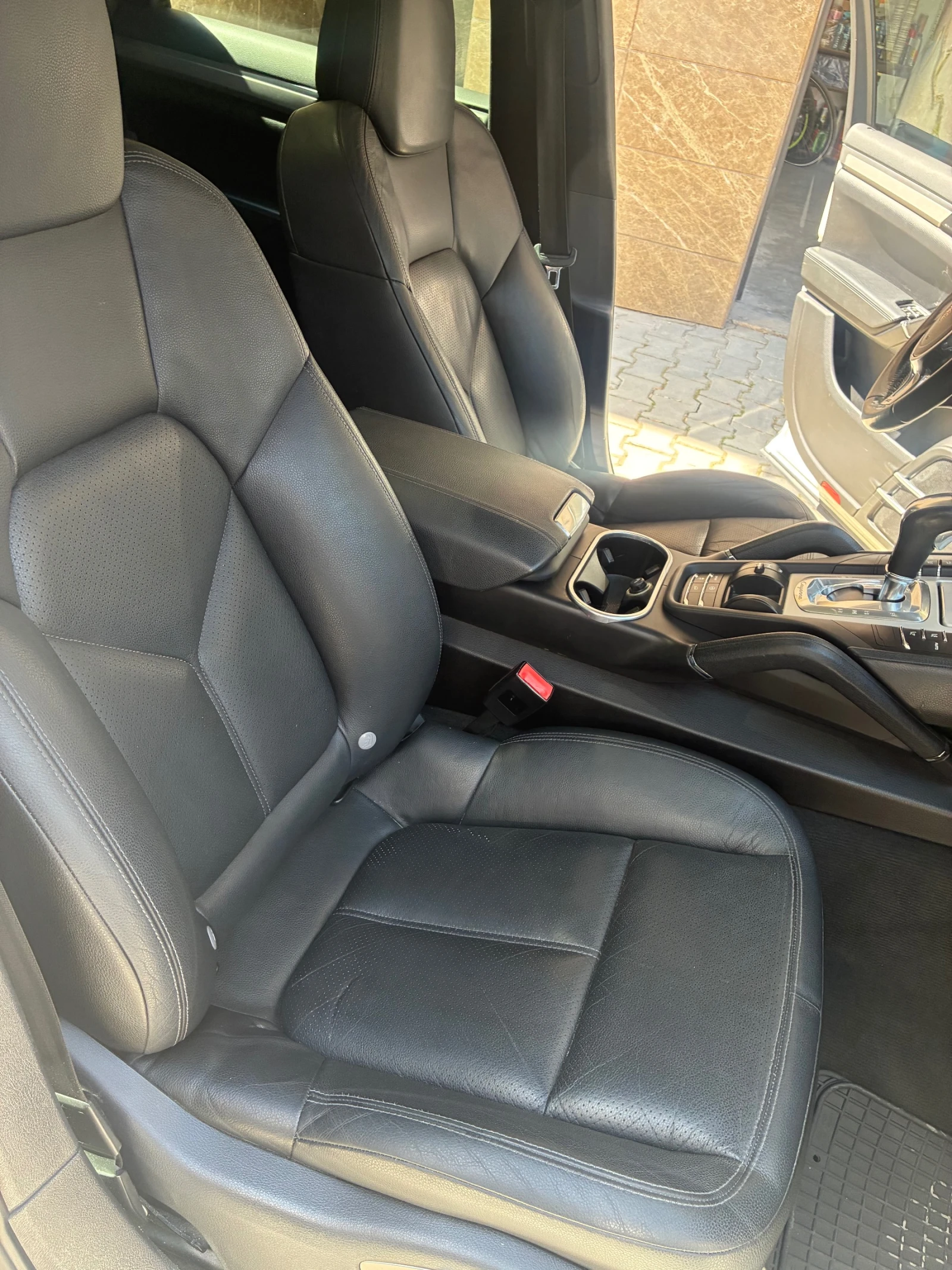 Porsche Cayenne 1 Собственик в БГ, снимка 15 - Автомобили и джипове - 56465604
