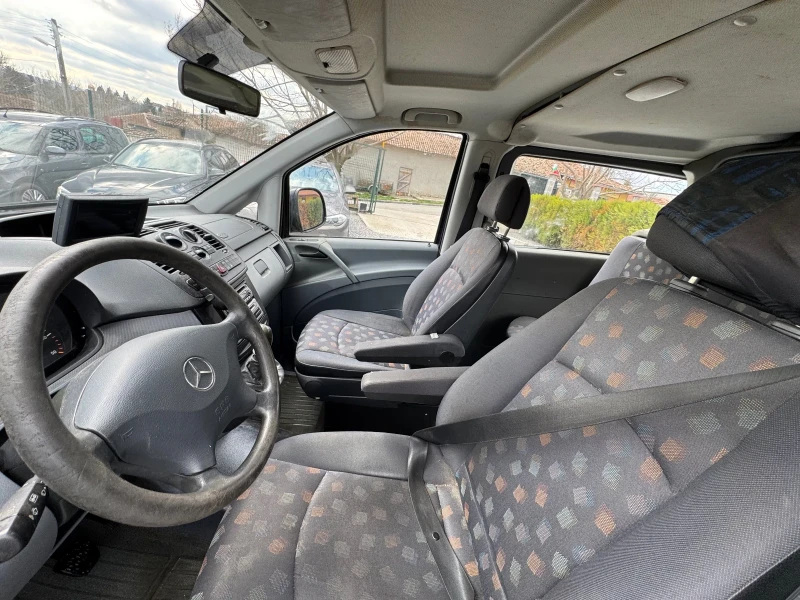 Mercedes-Benz Vito 220cdi КЛИМАТИК, снимка 11 - Бусове и автобуси - 49577392