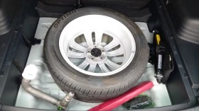 Hyundai IX35 FULL 4Х4 ИЗКЛЮЧИТЕЛН СЕРВИЗ КНИЖК ОБСЛУЖН ГАЗ МОЖЕ, снимка 17