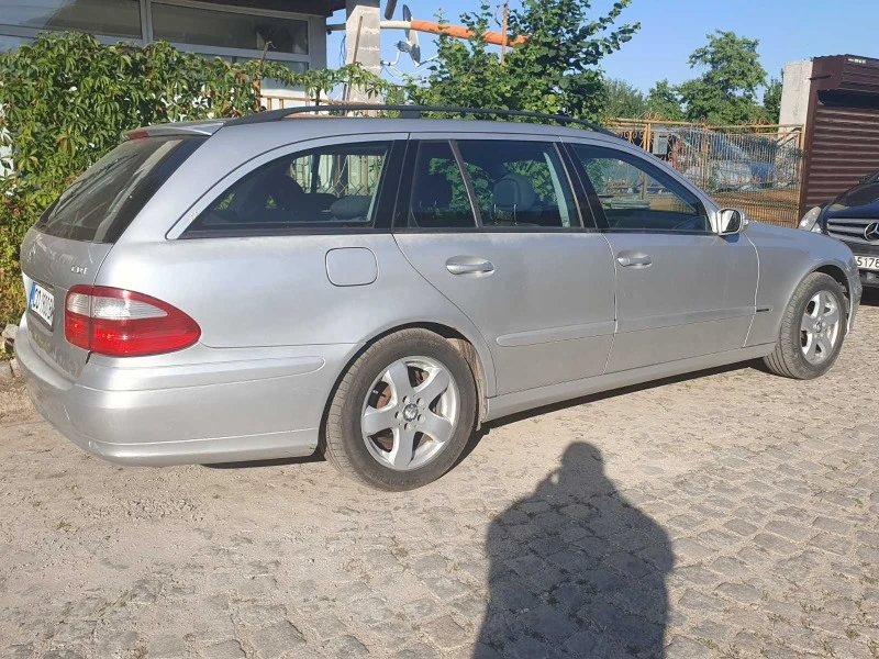 Mercedes-Benz E 280, снимка 3 - Автомобили и джипове - 47680772