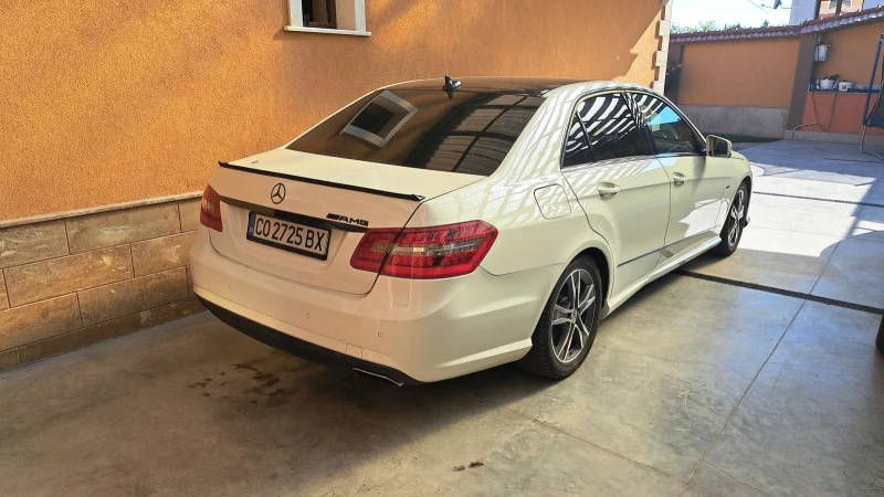Mercedes-Benz E 200 7 G-Tronic Avantgarde AMG , снимка 15 - Автомобили и джипове - 51845360