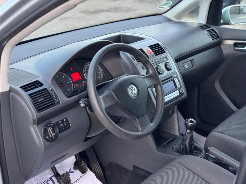 VW Touran 1.9TDI 105кс 6с 7-МЕСТА FaceLift КЛИМАТРОНИК, снимка 10 - Автомобили и джипове - 48632906