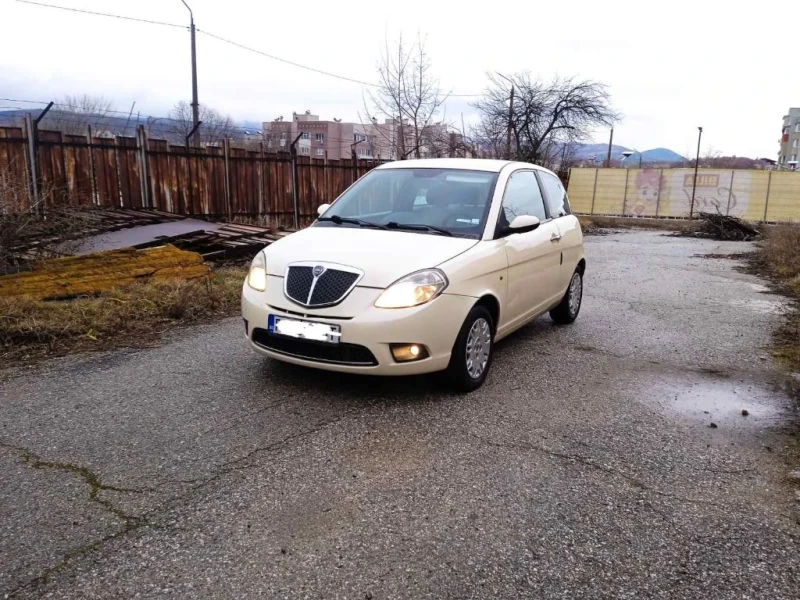 Lancia Ypsilon 1.3 Myltijet , снимка 1 - Автомобили и джипове - 48732483