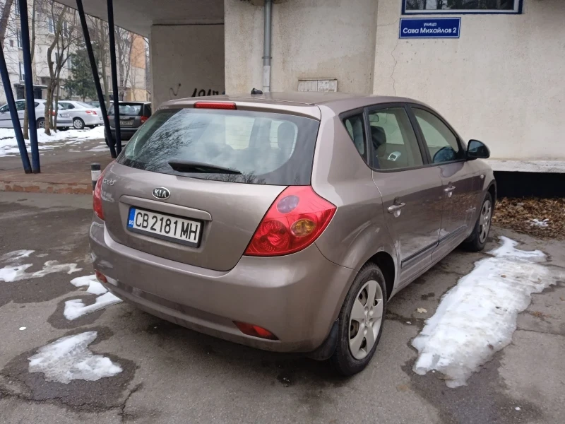 Kia Ceed, снимка 4 - Автомобили и джипове - 48759872