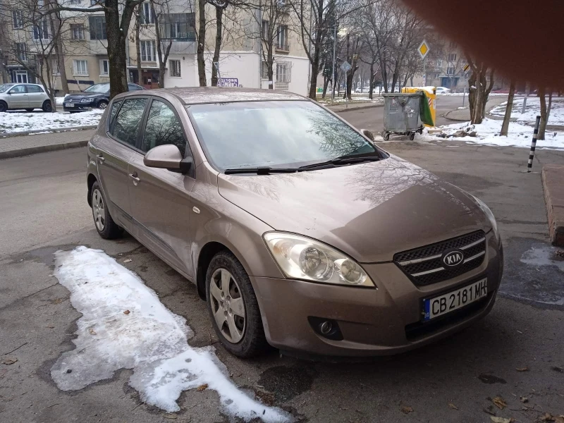 Kia Ceed, снимка 6 - Автомобили и джипове - 48759872