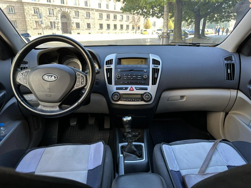 Kia Ceed, снимка 2 - Автомобили и джипове - 48759872