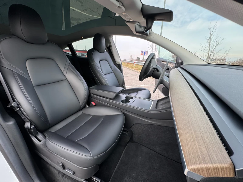 Tesla Model Y Long Range AWD Гаранция Парктроници, снимка 12 - Автомобили и джипове - 53453226