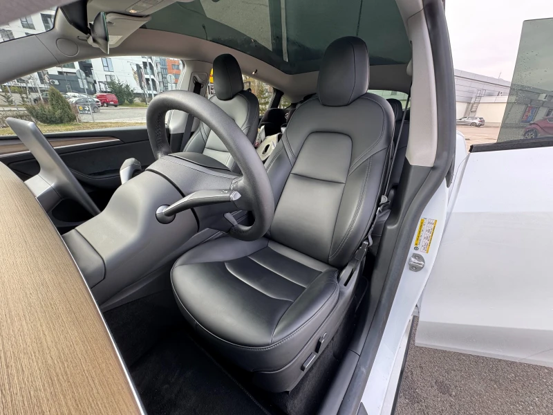 Tesla Model Y Long Range AWD Гаранция Парктроници, снимка 9 - Автомобили и джипове - 53453226