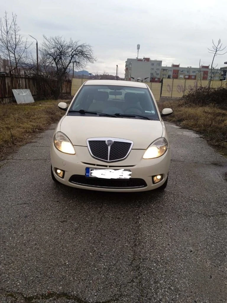 Lancia Ypsilon 1.3 Myltijet , снимка 4 - Автомобили и джипове - 48732483