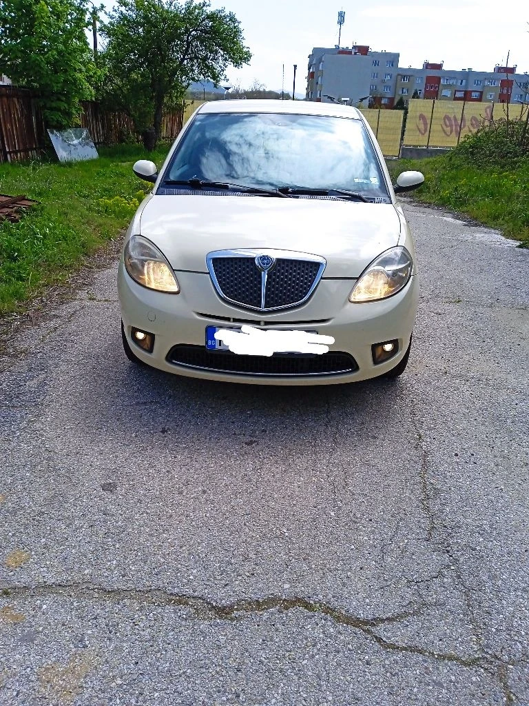 Lancia Ypsilon 1.3 Myltijet  - изображение 6