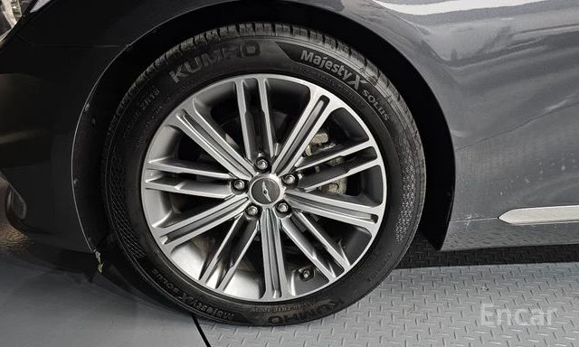 Genesis G80 G80 3.3 GDI Luxury, снимка 16 - Автомобили и джипове - 53930959