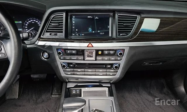 Genesis G80 G80 3.3 GDI Luxury, снимка 12 - Автомобили и джипове - 53930959