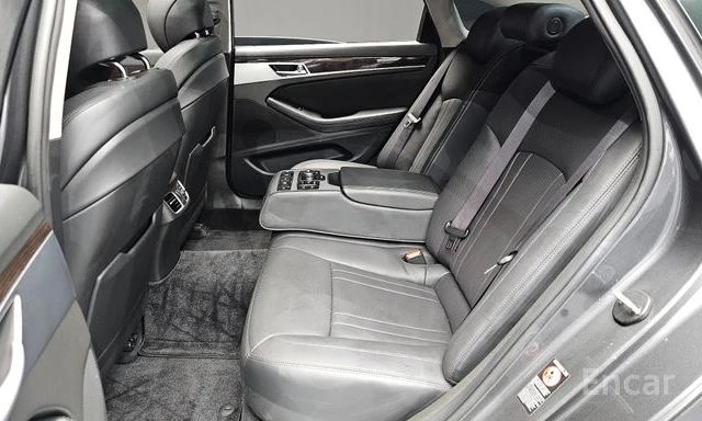 Genesis G80 G80 3.3 GDI Luxury, снимка 3 - Автомобили и джипове - 53930959