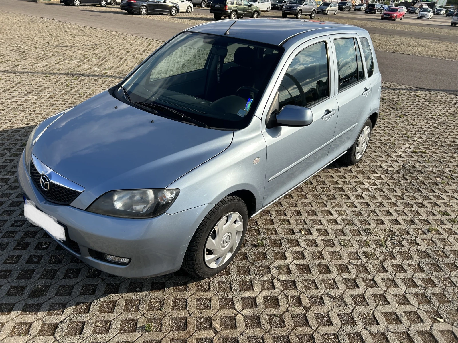 Mazda 2, снимка 1