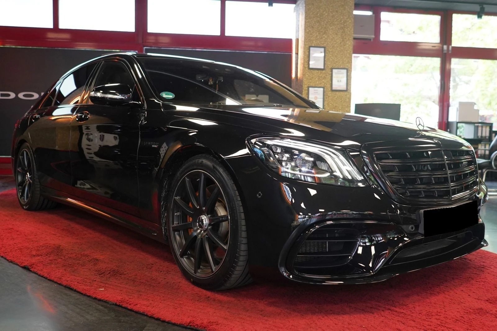 Mercedes-Benz S 63 AMG * 4M* BURMESTER 3D* HEAD-UP* 360* LANG* PANORAMA*  - [1] 