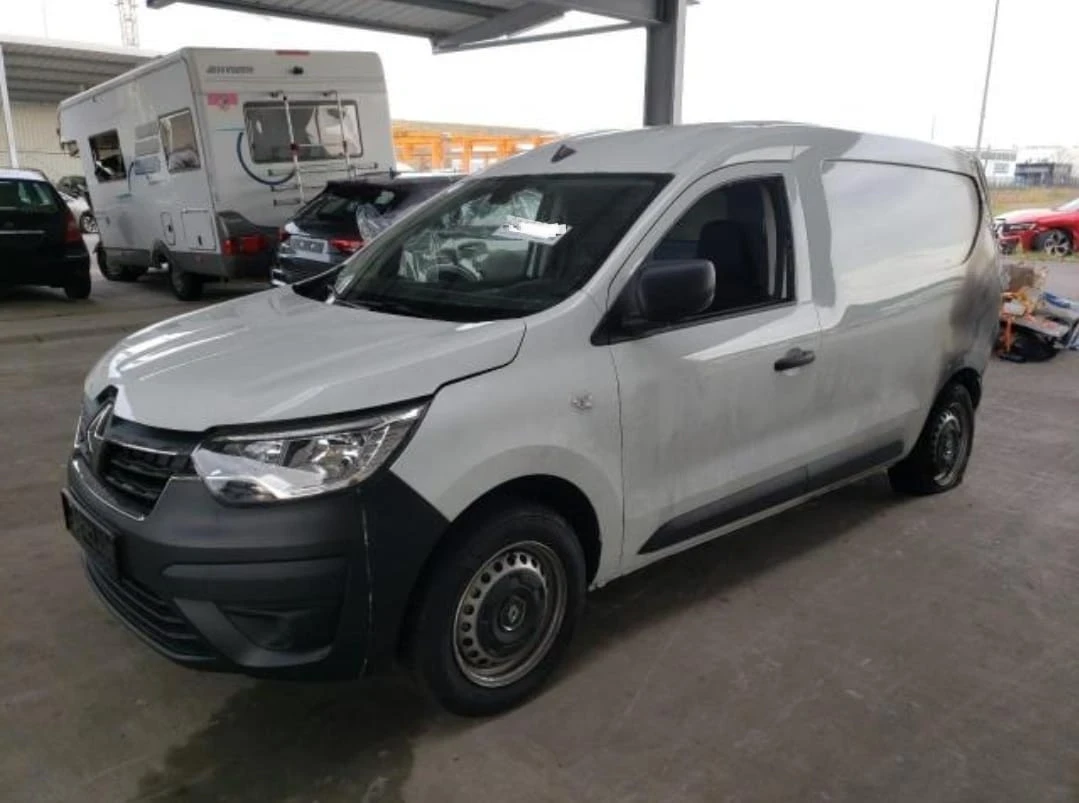 Renault Express 1.3 i 600km - изображение 2