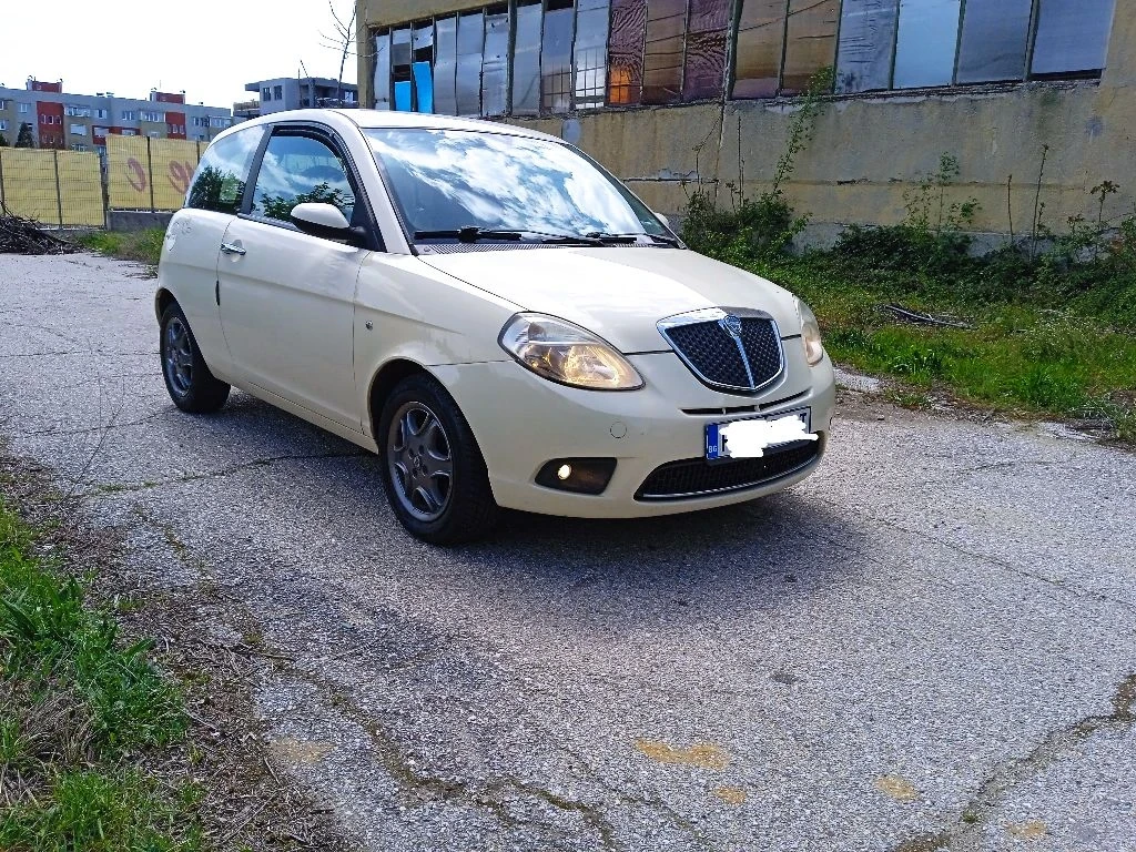Lancia Ypsilon 1.3 Myltijet  - изображение 4