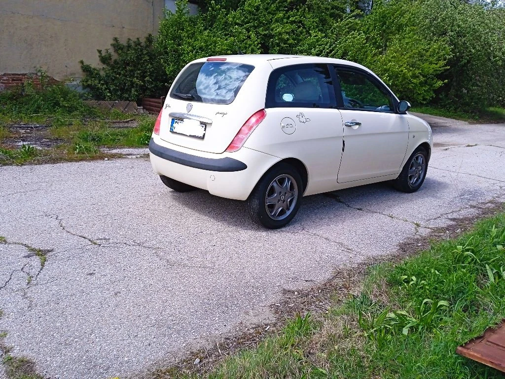 Lancia Ypsilon 1.3 Myltijet  - изображение 5