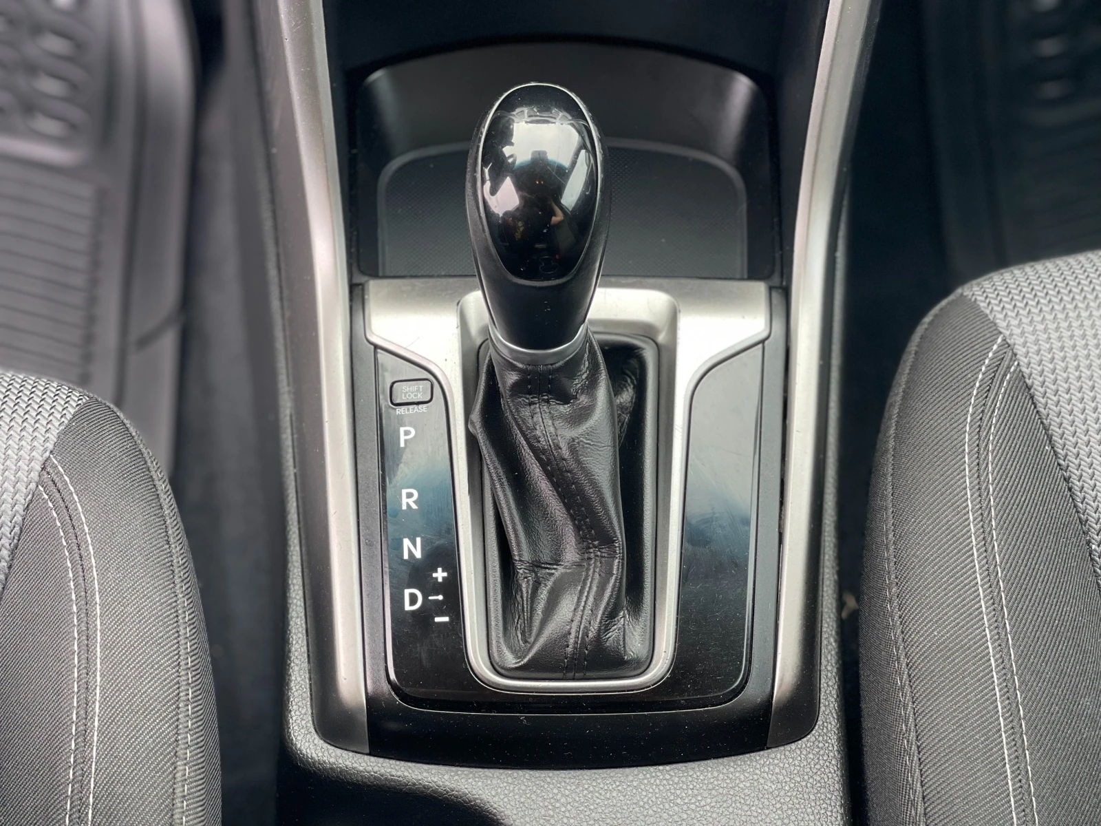 Hyundai I30 1.6i Automat | Mobile.bg   16