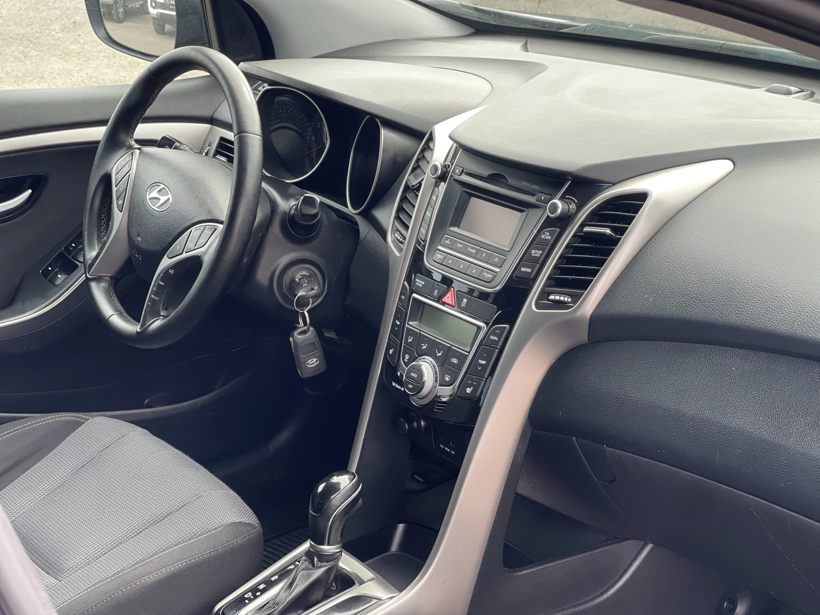 Hyundai I30 1.6i Automat | Mobile.bg   12