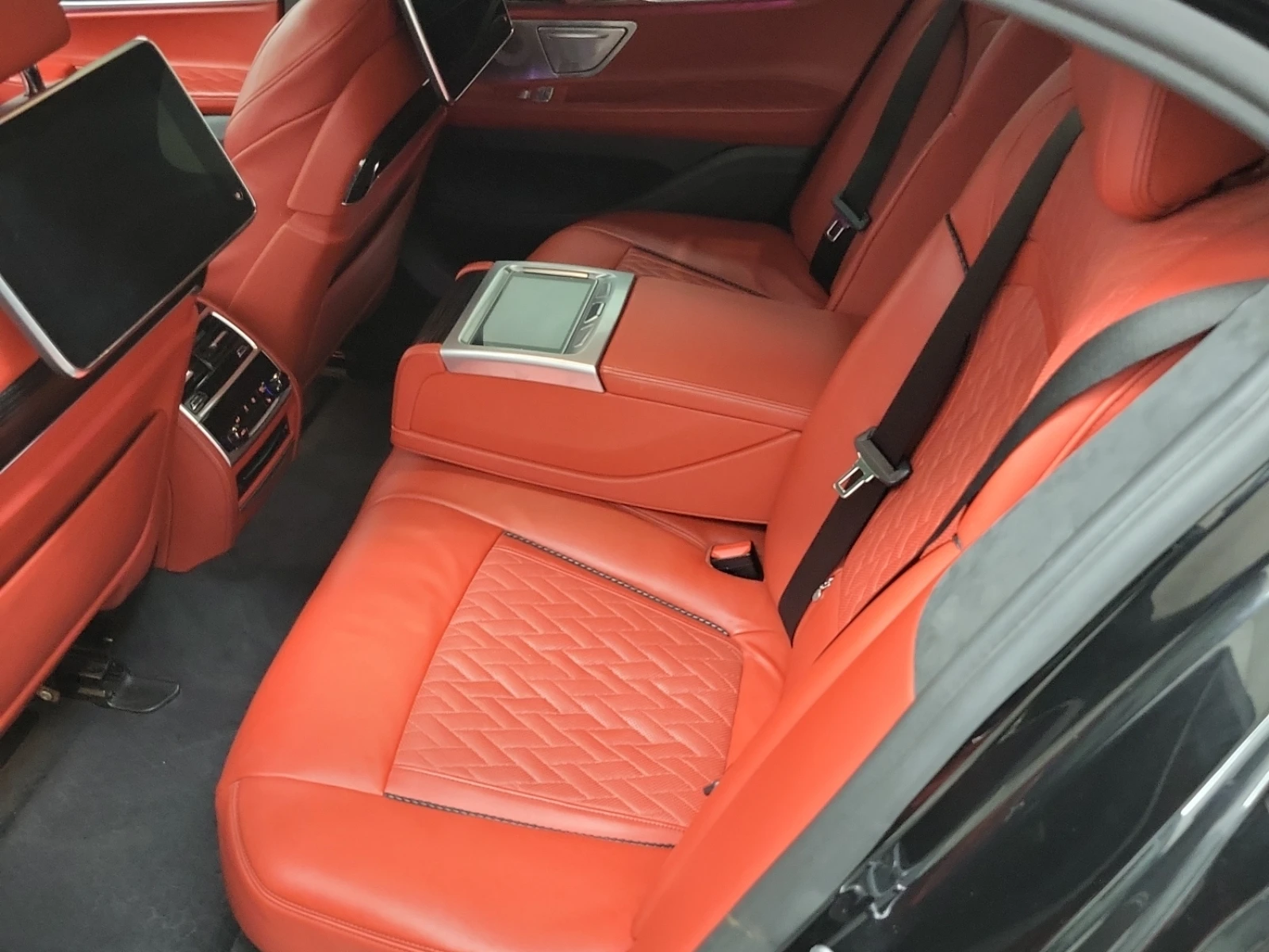 BMW 750 * xi* CARFAX * БЕЗ ПЪРВОНАЧАЛНА ВНОСКА | Mobile.bg — изображение 11