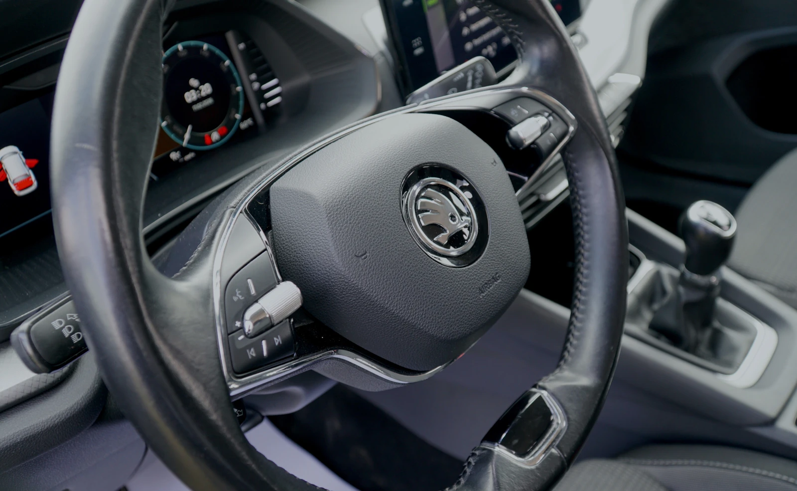 Skoda Octavia 2.0 �������� 1�./Distronic/LaneAssist/AndroidAuto | Mobile.bg � ����������� 10