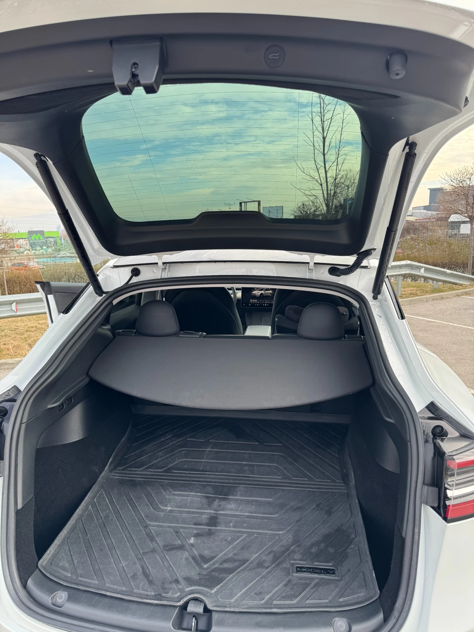 Tesla Model Y Long Range AWD �������� ����������� | Mobile.bg � ����������� 11