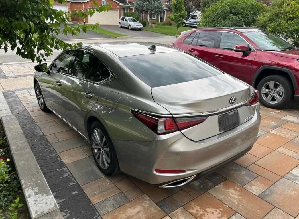 Lexus ES * 350 * CARFAX * DISTRONIC * ОБДУХВАНЕ - изображение 2