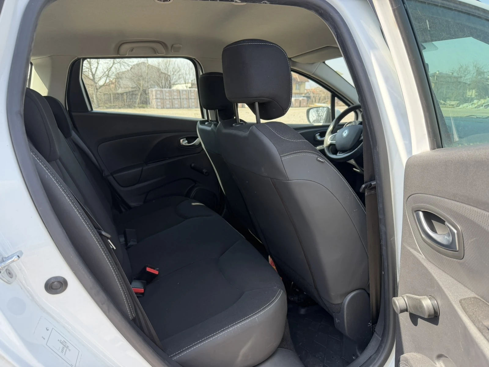 Renault Clio 0.9TCe/90k.c./Grandtour, снимка 13 - Автомобили и джипове - 53807613