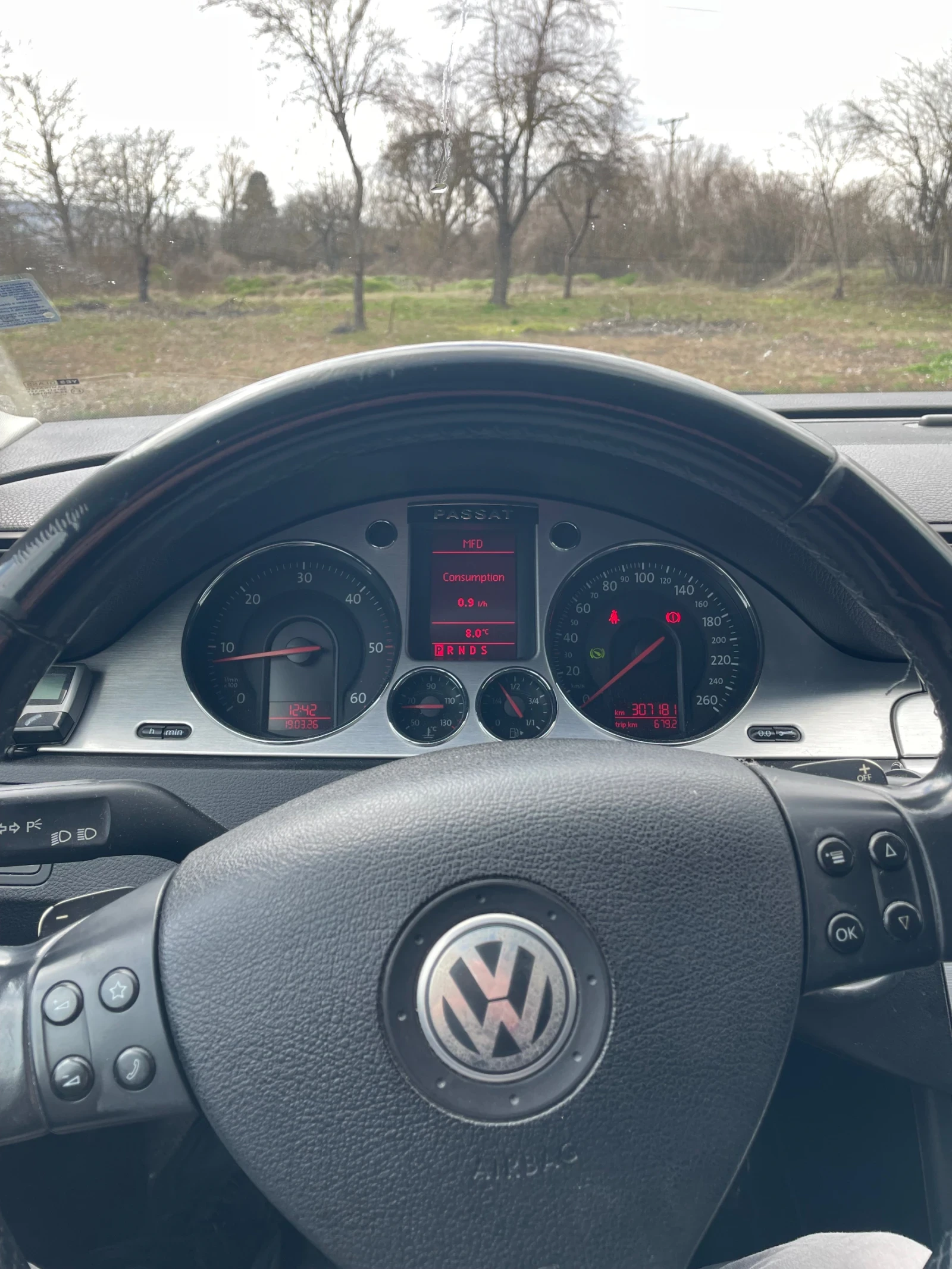 VW Passat 2.0 TDI HIGHLINE, снимка 8 - Автомобили и джипове - 53901866