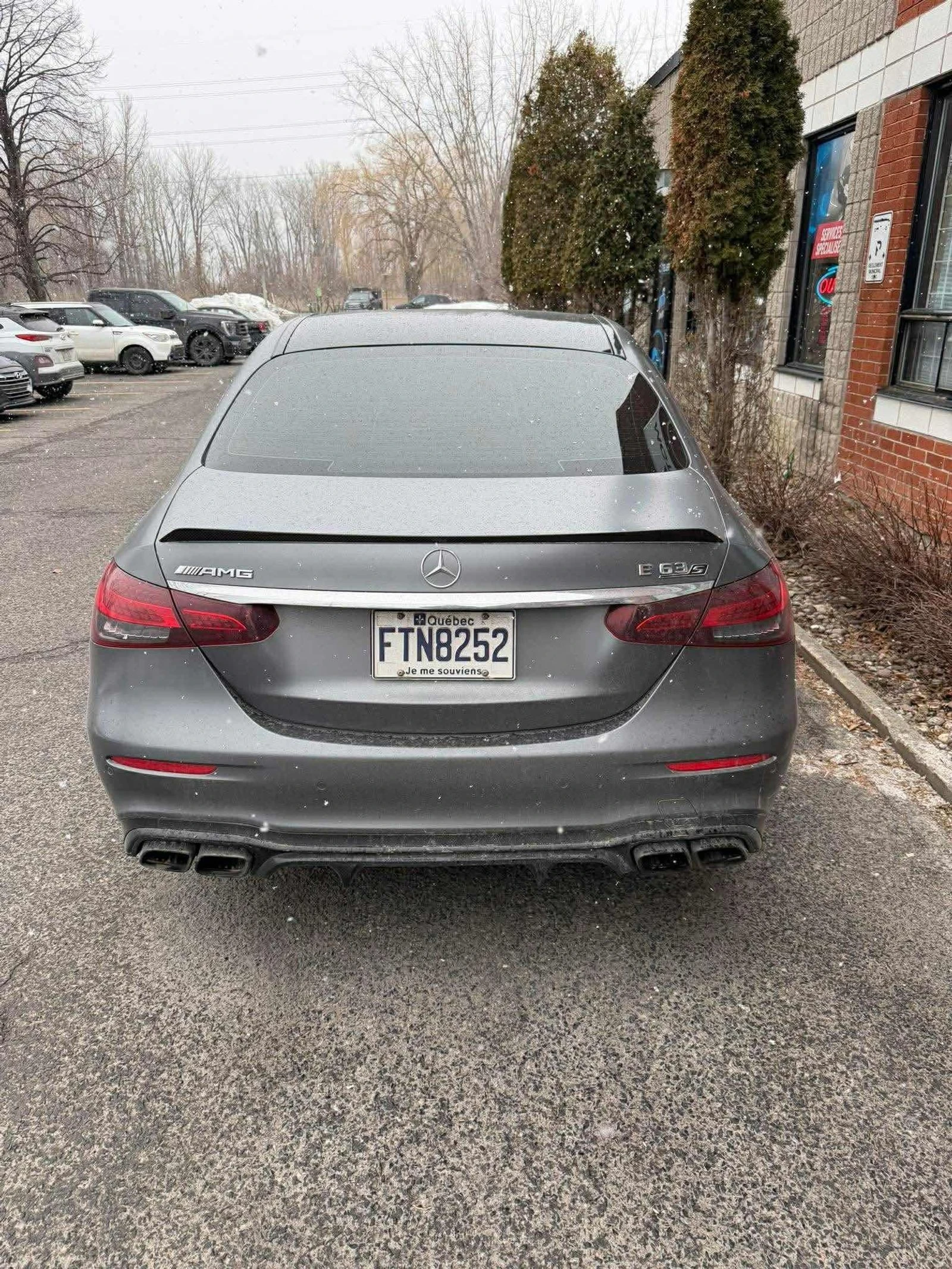 Mercedes-Benz E 63 AMG S С РЕГИСТРАЦИЯ & АВТО КРЕДИТ, снимка 3 - Автомобили и джипове - 53911348