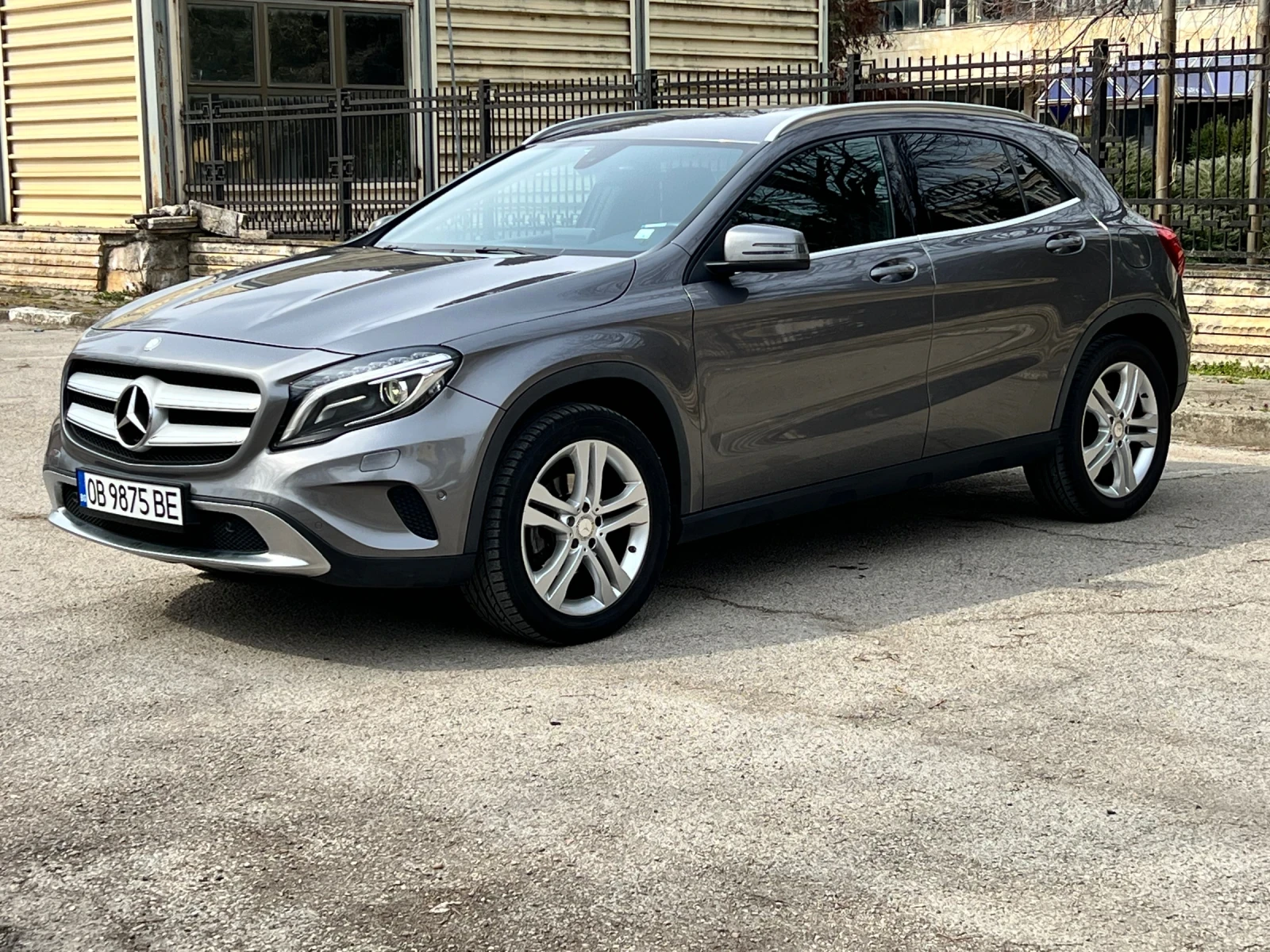 Mercedes-Benz GLA 180 1.5 Дизел, снимка 7 - Автомобили и джипове - 53923499