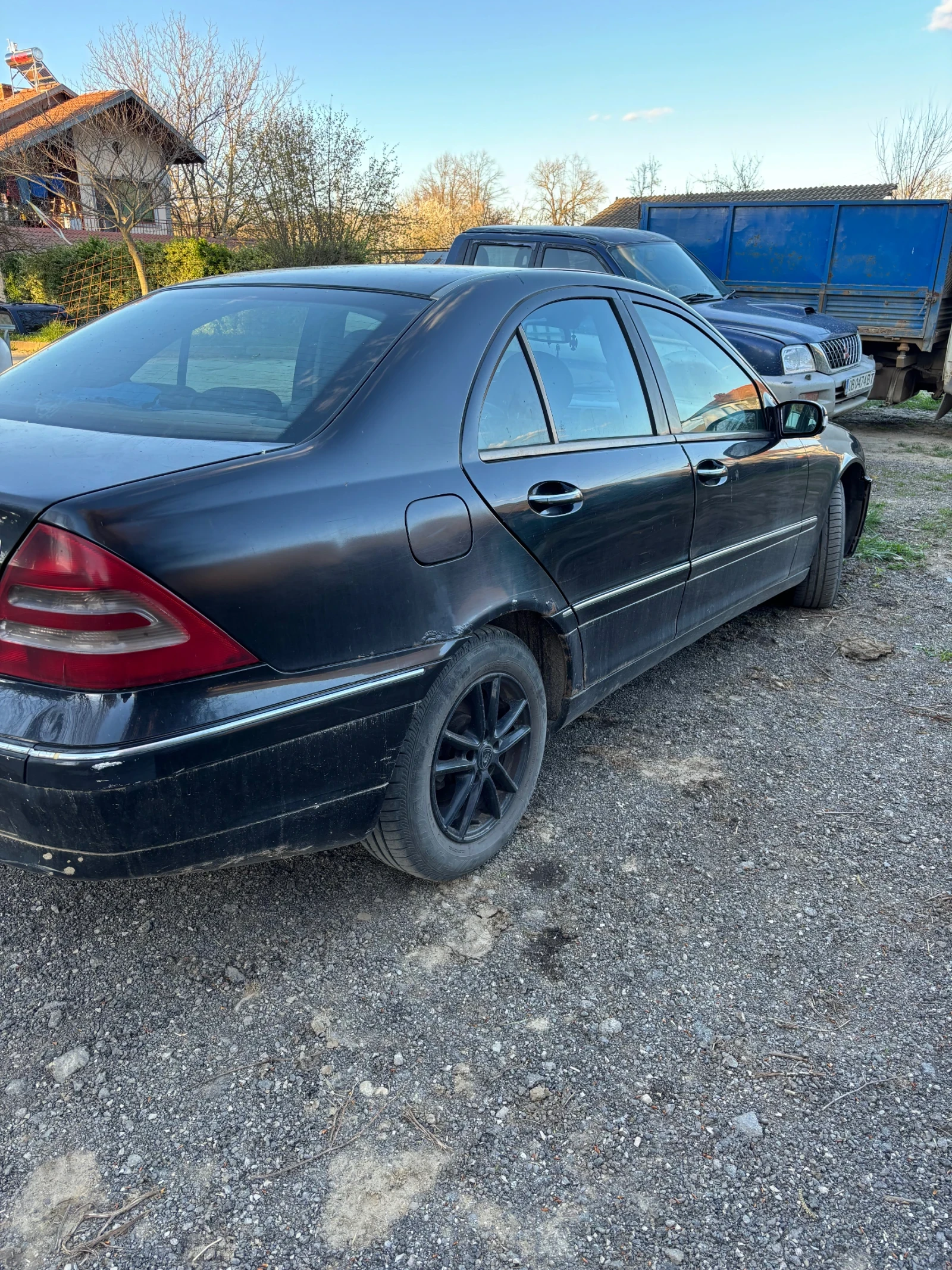 Mercedes-Benz C 200, снимка 3 - Автомобили и джипове - 54148208