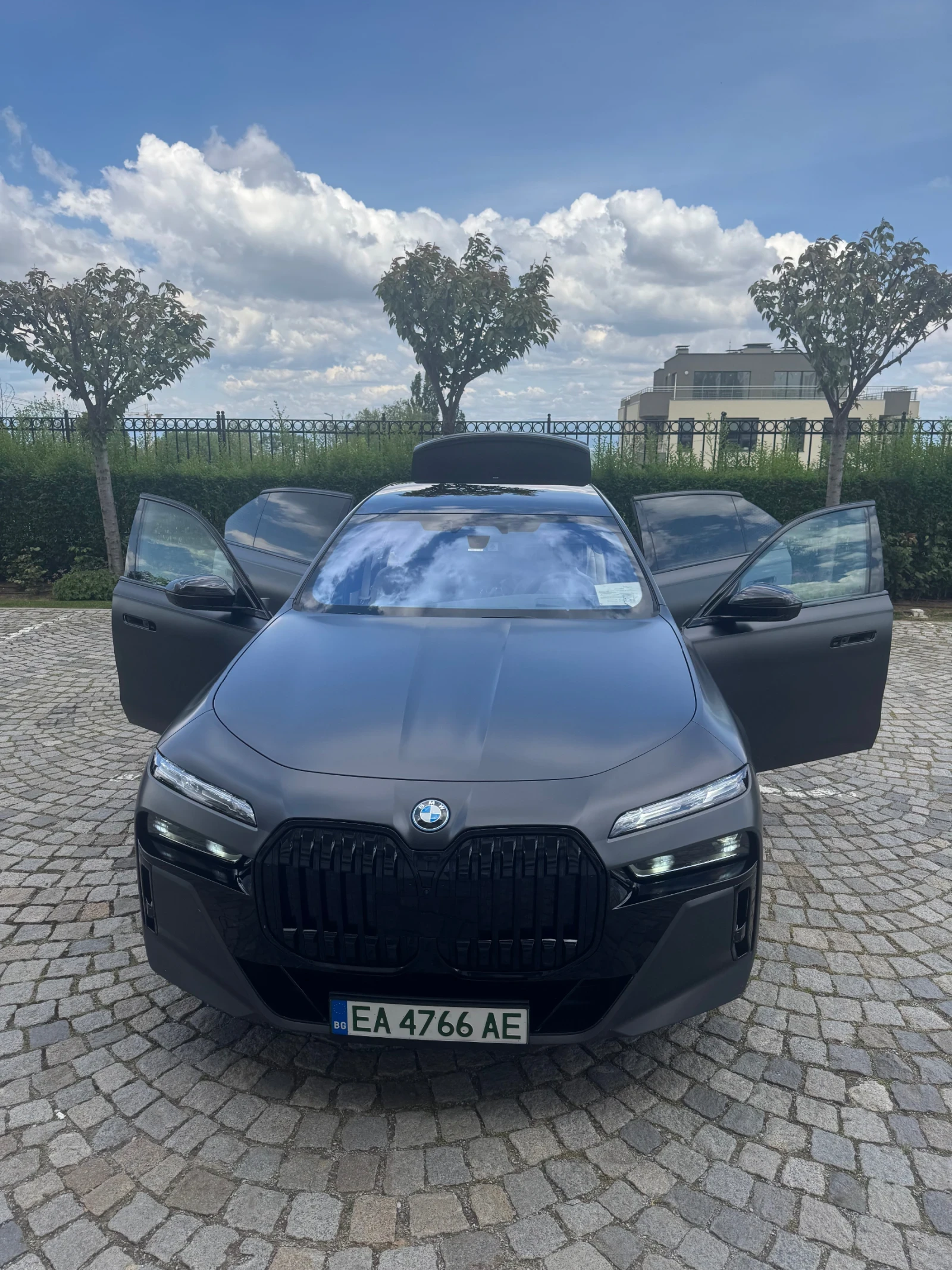 BMW i7 760, снимка 9 - Автомобили и джипове - 54684341