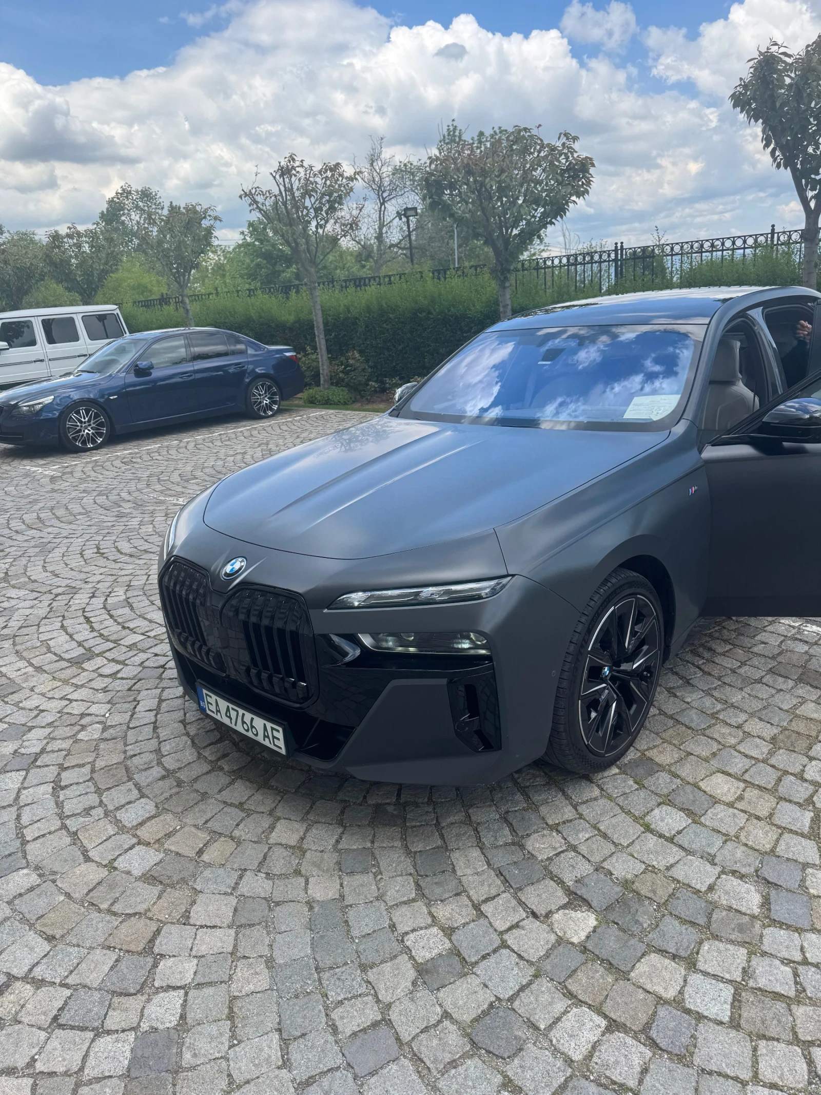BMW i7 760