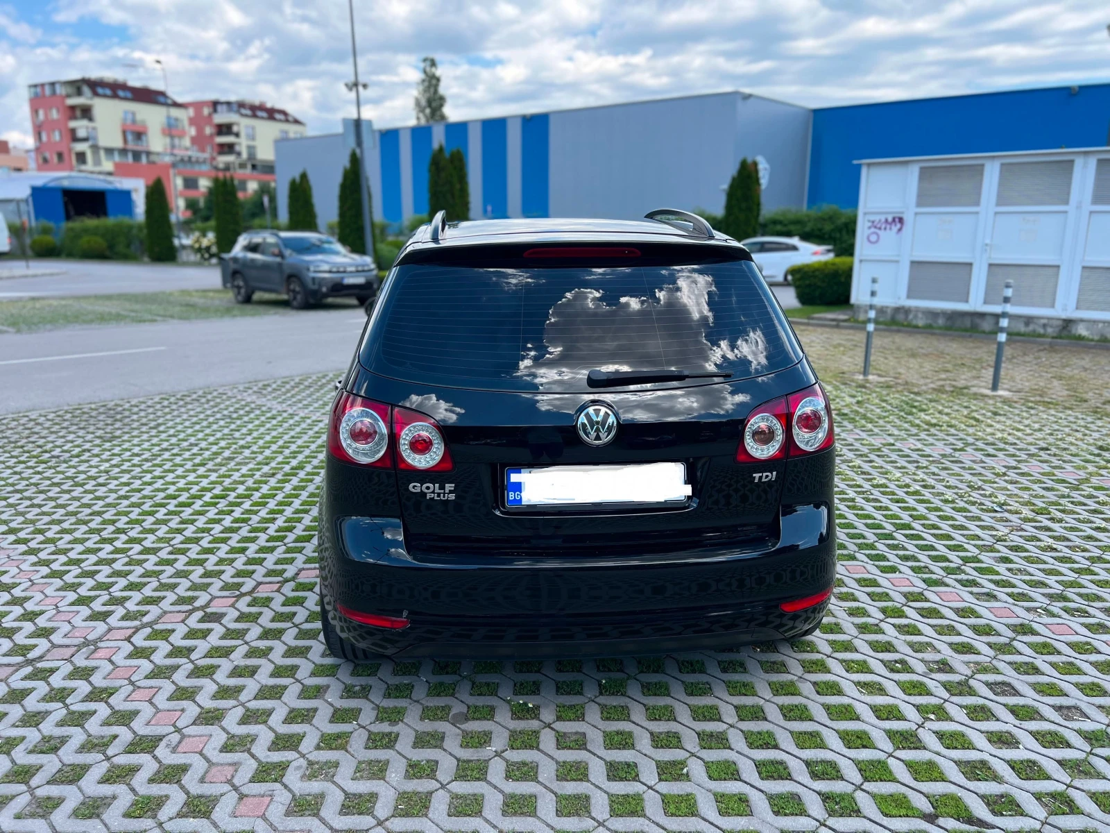 VW Golf Plus 1.6 TDI, снимка 6 - Автомобили и джипове - 54693299
