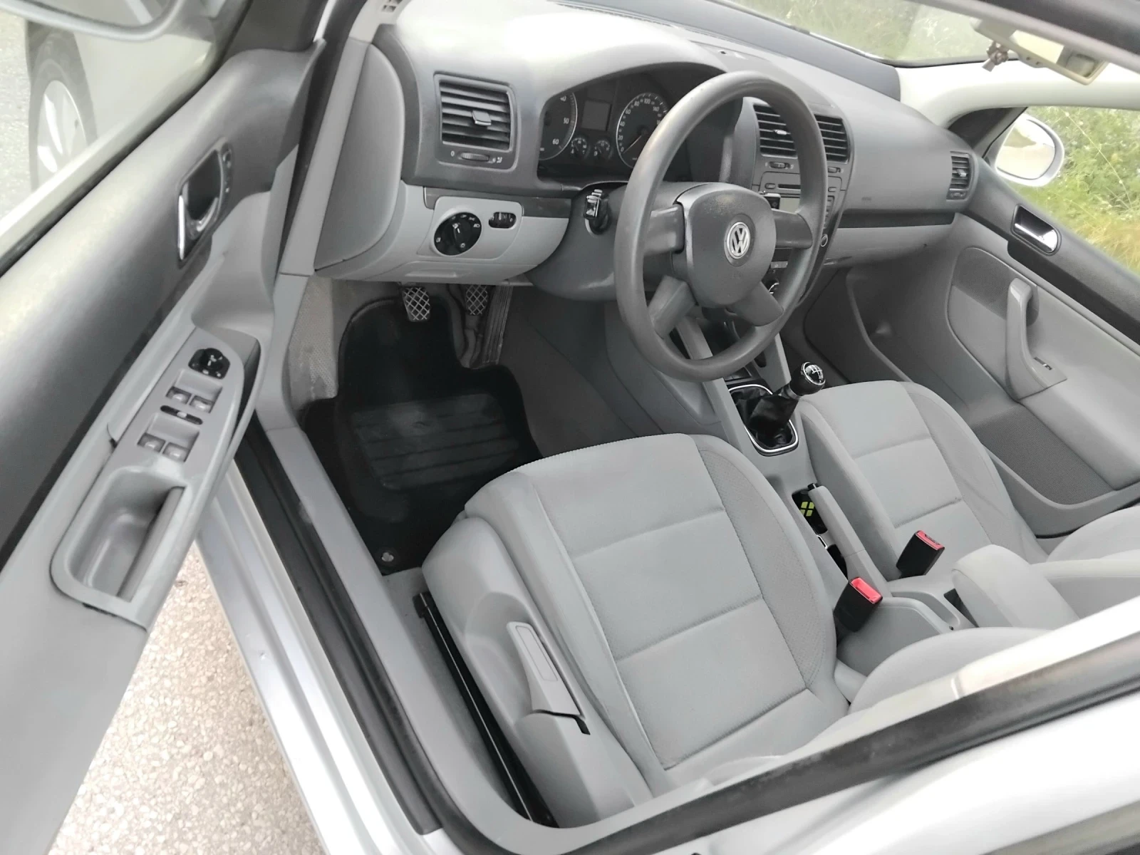 VW Golf 1.9TDI.105k+ КЛИМА///, снимка 15 - Автомобили и джипове - 54962442