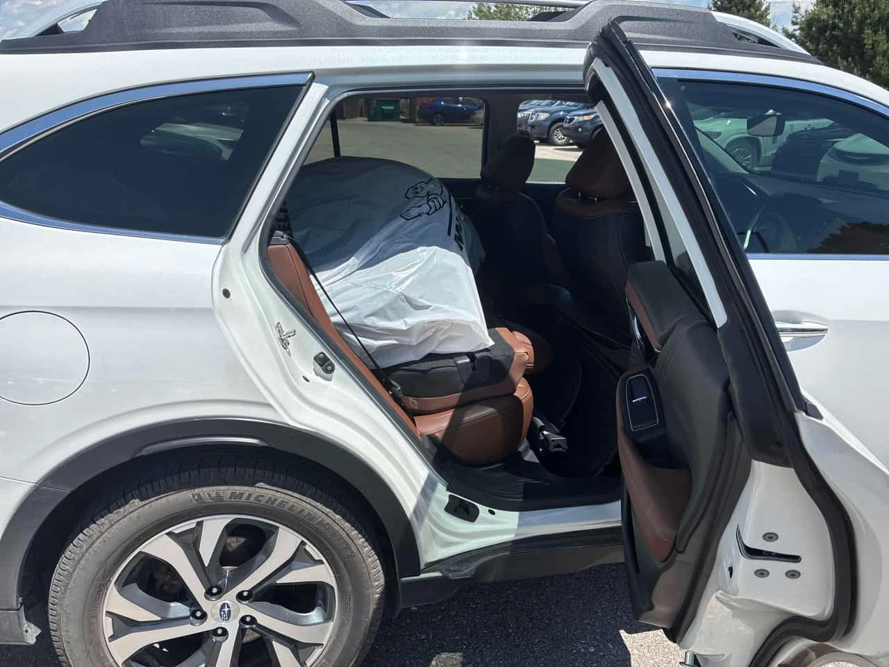 Subaru Outback * Premier XT * АВТОКРЕДИТ БЕЗ ПЪРВОНАЧАЛНА ВНОСКА*, снимка 11 - Автомобили и джипове - 55024156