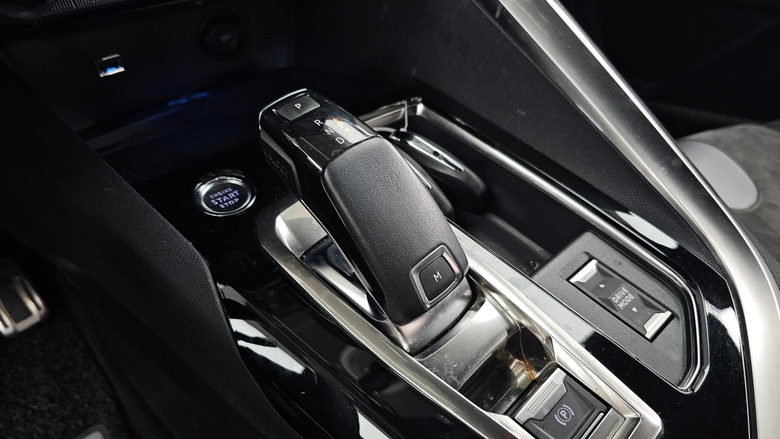 Peugeot 3008 1.5 BlueHDi GT | Distronic | Massage | ��. ������� | Mobile.bg � ����������� 7