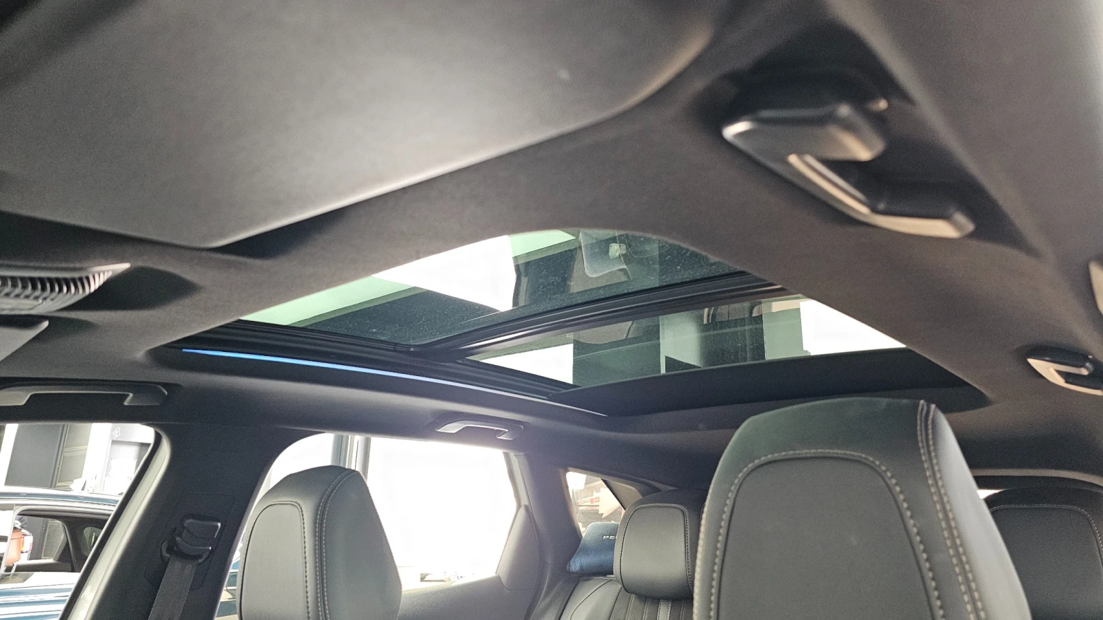 Peugeot 3008 1.5 BlueHDi GT | Distronic | Massage | ��. ������� | Mobile.bg � ����������� 15