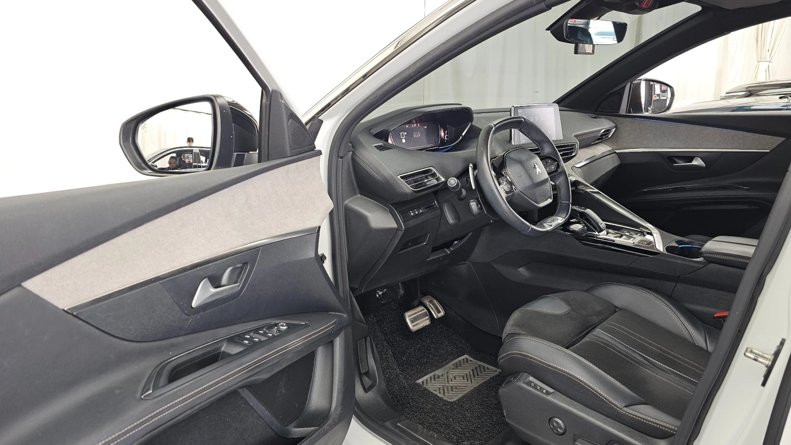 Peugeot 3008 1.5 BlueHDi GT | Distronic | Massage | ��. ������� | Mobile.bg � ����������� 13