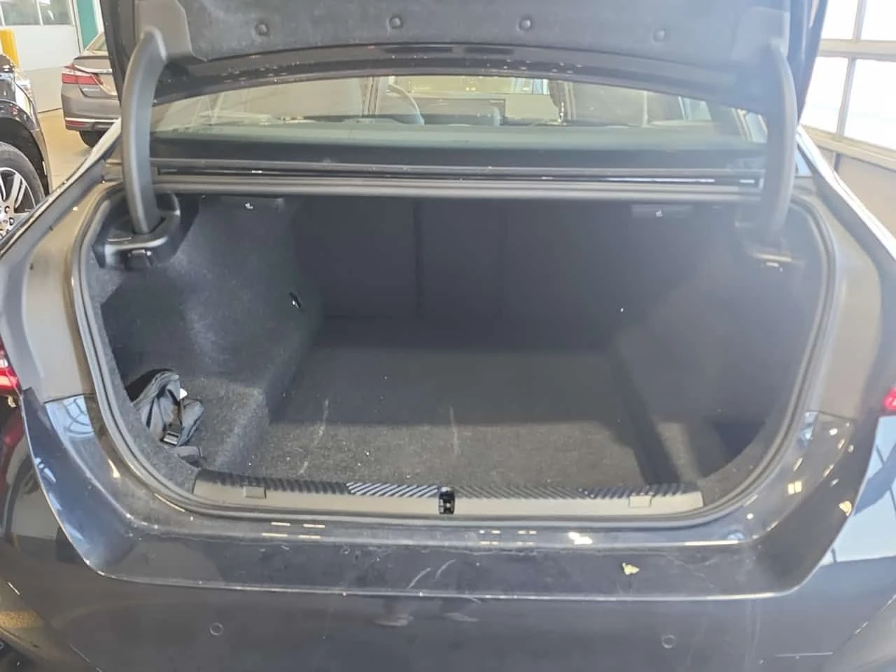 BMW 530 * 530I XDRIVE* АВТОКРЕДИТ БЕЗ ПЪРВОНАЧАЛНА ВНОСКА*, снимка 14 - Автомобили и джипове - 55636187