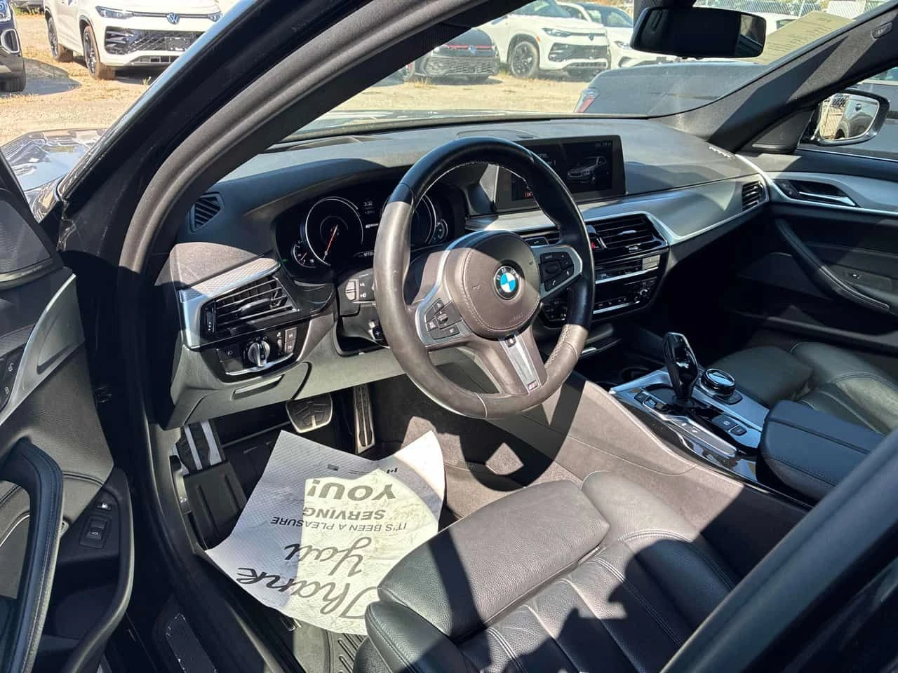 BMW 530E * xDrive iPerformance * CARFAX * АВТОКРЕДИТ, снимка 5 - Автомобили и джипове - 55657761